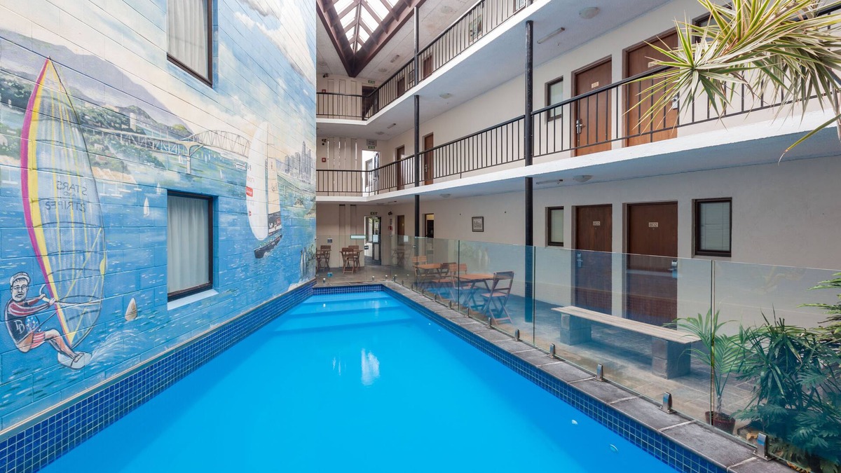 Grey Lynn Hotel | The Surrey Hotel