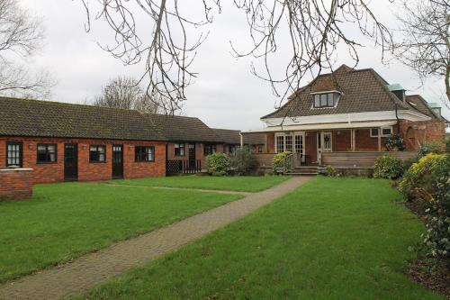 Beccles Hotel | The Swan Motel, Gillingham