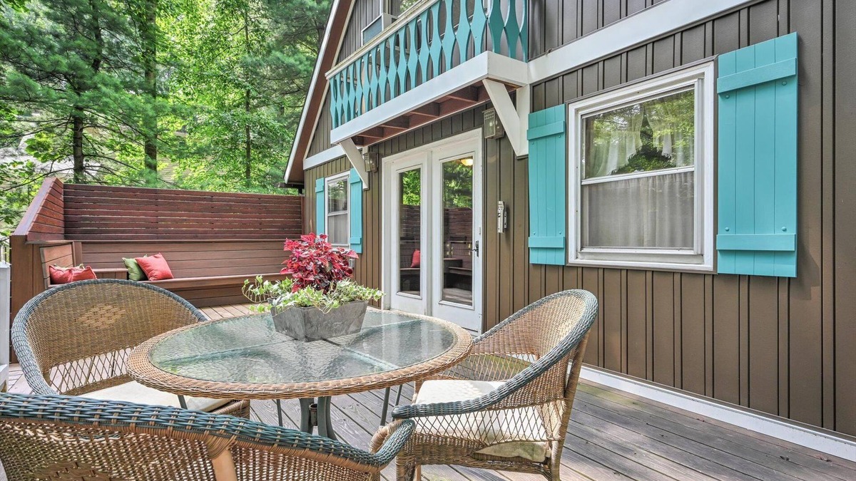 Mount Gretna House | The Swiss Chalet in Mount Gretna