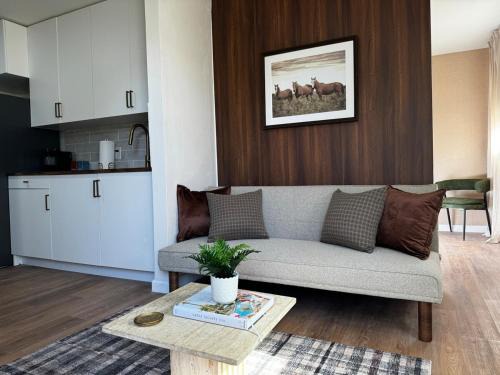 Sylmar House | The Sylmar House
