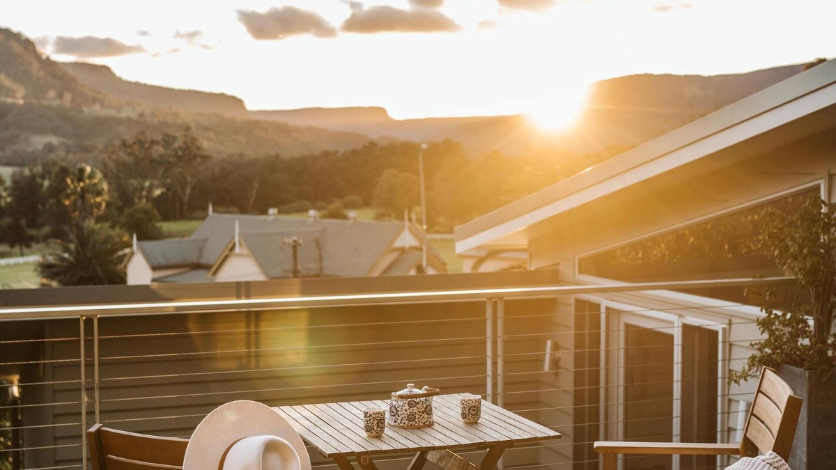 Kangaroo Valley House | The Tailor's Terrace Kangaroo valley. Modern spacious home with amazing views.