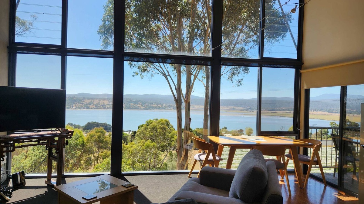 Grindelwald Apartment | The Tamar Ridge Lookout 2Bed 2Bath Suite