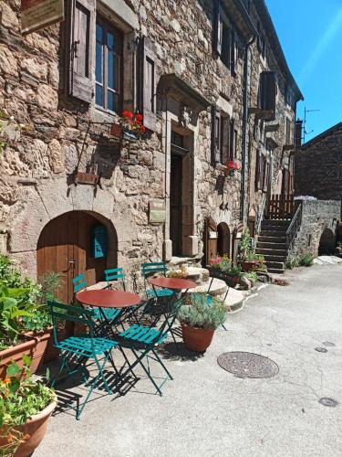 Castelnau-Pegayrols Bed & Breakfast | The Tavern