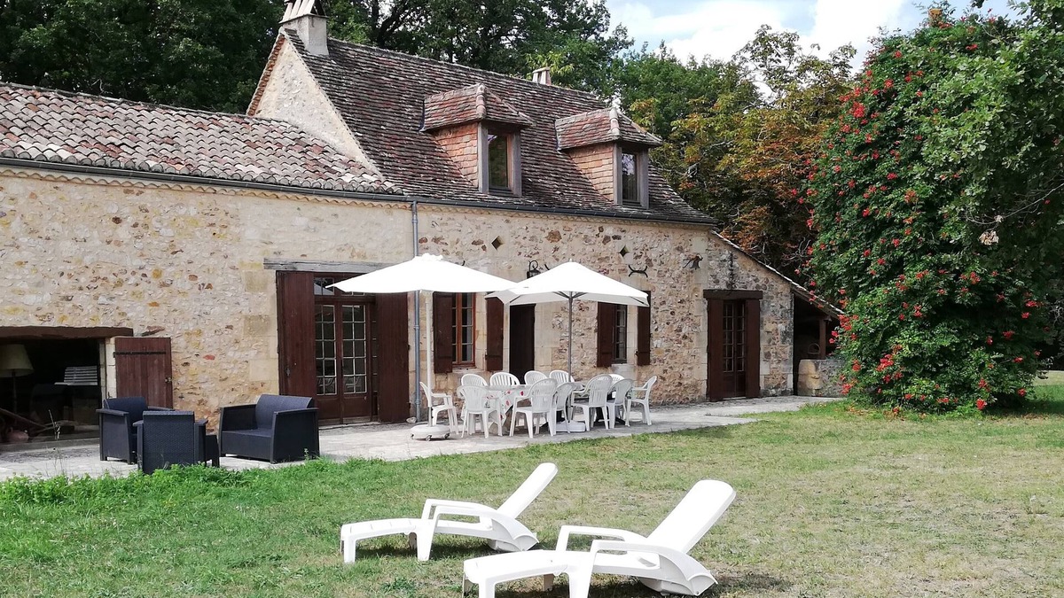Nojals-et-Clotte House | The tedder, independence and friendliness!