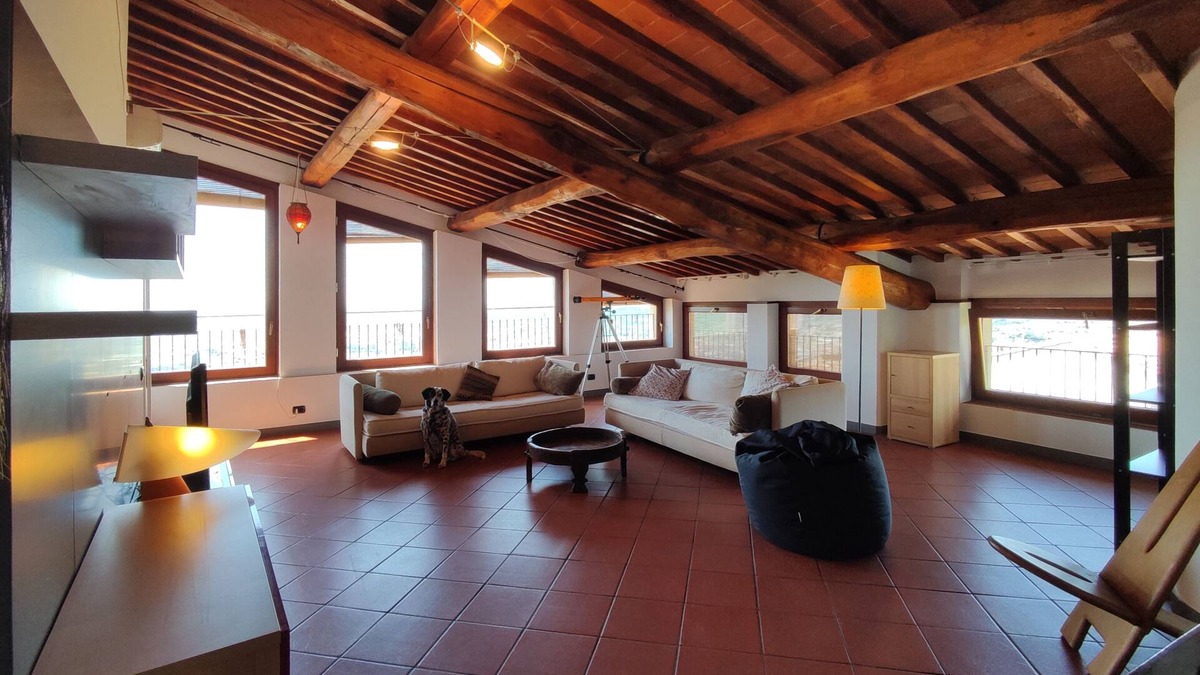 Uzzano Apartment | The terrace of Elas