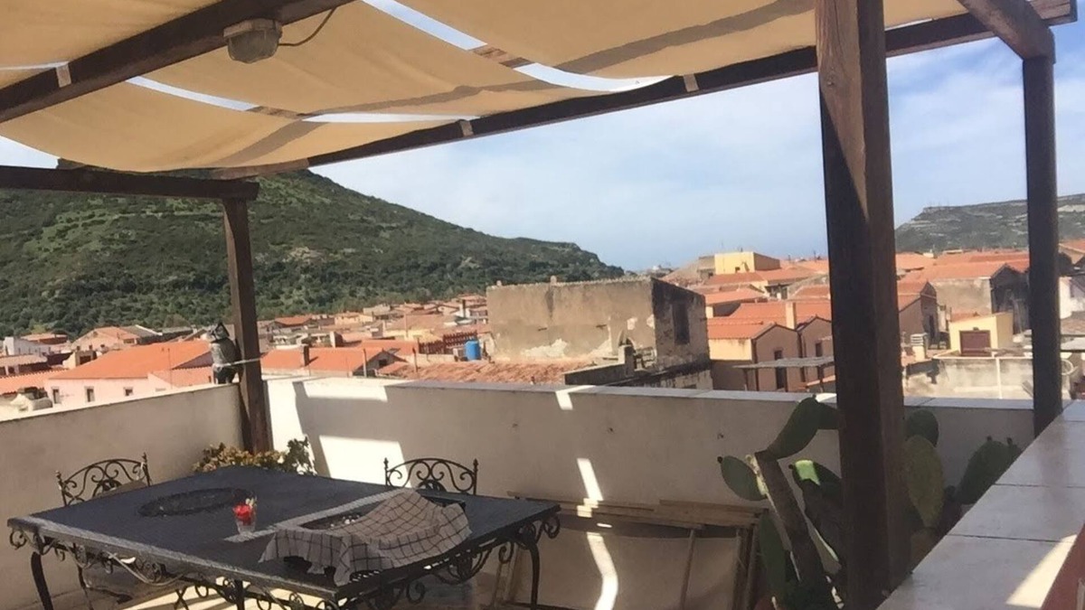 Bosa Historic Centre House | The Terraces House-Tower