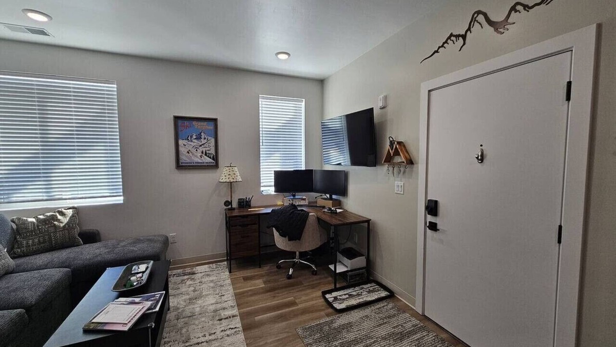 Driggs Apartment | The Teton Flats Executive Suite