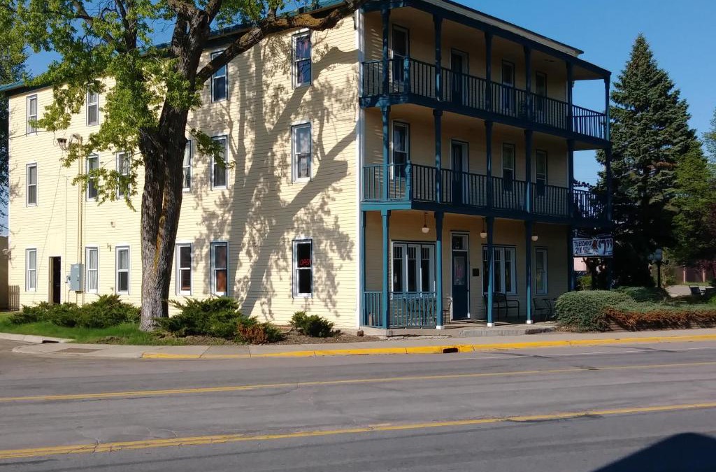 Annandale Hotel | The Thayer