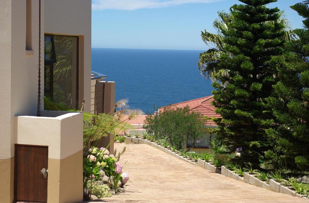 Herolds Bay Apartment | The Third Dolphin