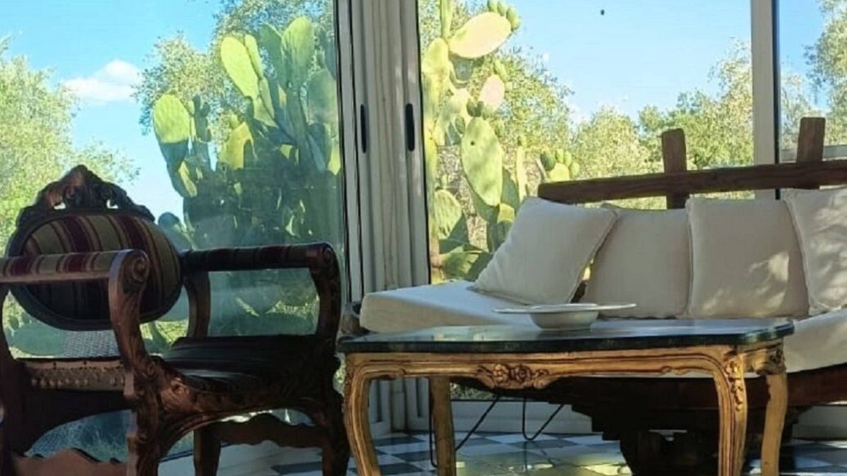 Pisticci House | The Three Arches: house nestled among olive trees in the Lucanian countryside.