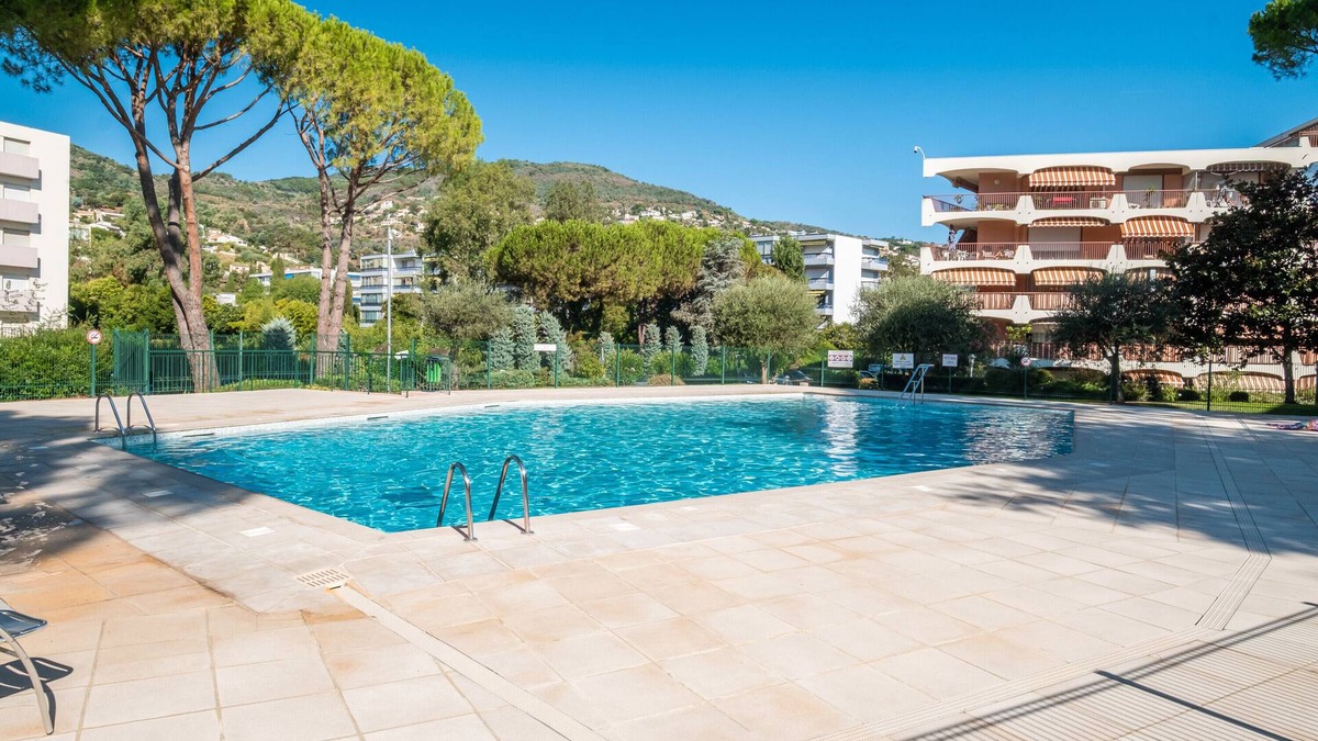 Mandelieu-La-Napoule Apartment | The Three Rivers Park Side