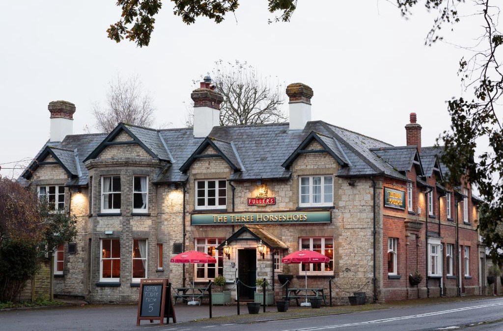 East Worldham Hotel | The Three Horseshoes East Worldham