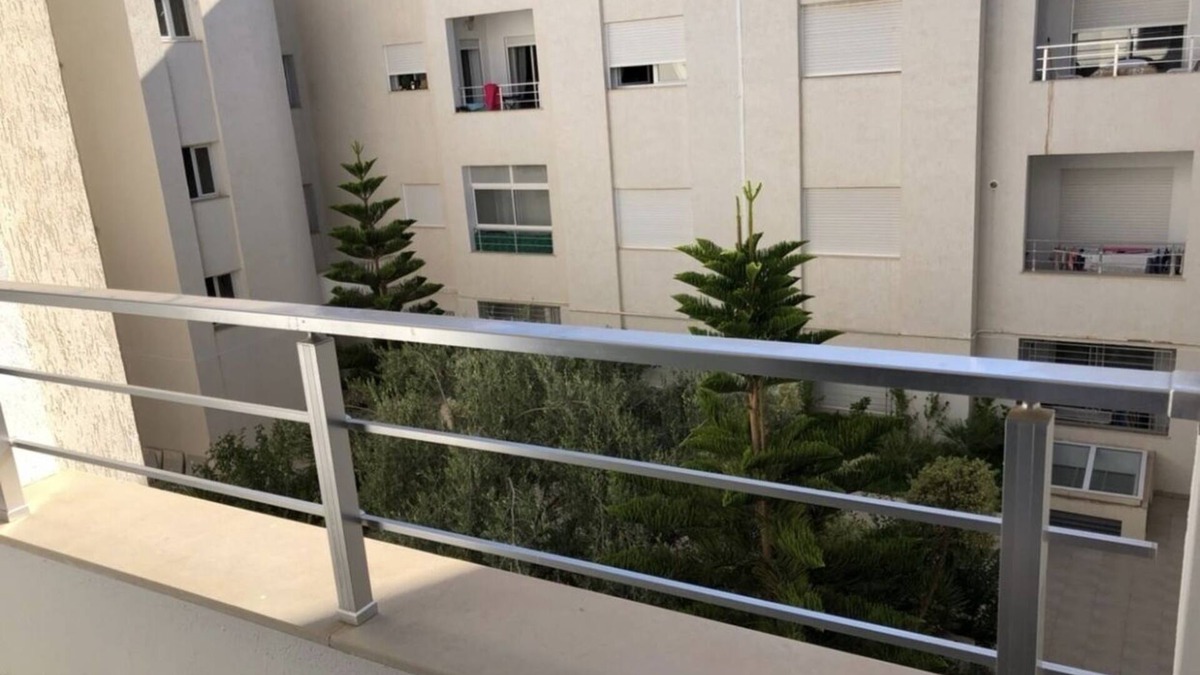 Mrezga Apartment | The thrush.