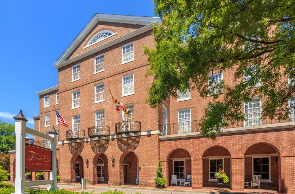 Easton Hotel | The Tidewater Inn