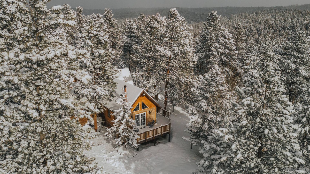 Spring Valley Cabin | The Timber A-Frame Retreat ✦ Spacious Deck ✦ Hot Tub & BBQ