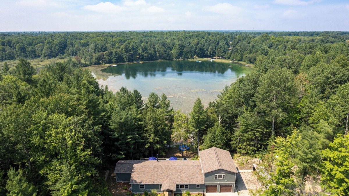 Interlochen House | The Timber Shore @ Interlochen | Private Lakefront | Hot Tub | Game Room | 12 Forested Acres