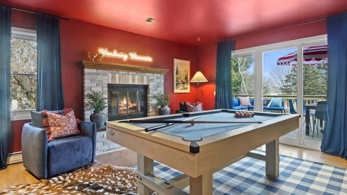 West Baraboo House | The Tinkham Lodge Sum