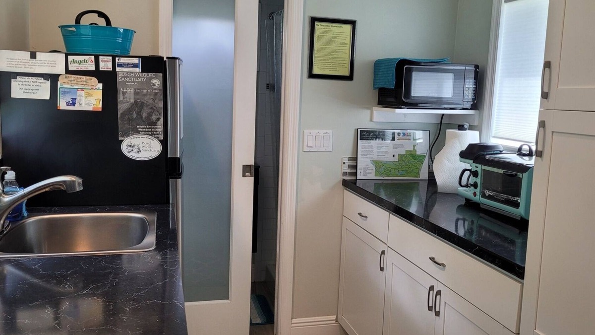 Jupiter Farms House | The Tiny Abode - 200 sq. ft. of private house offering all needed for your stay.