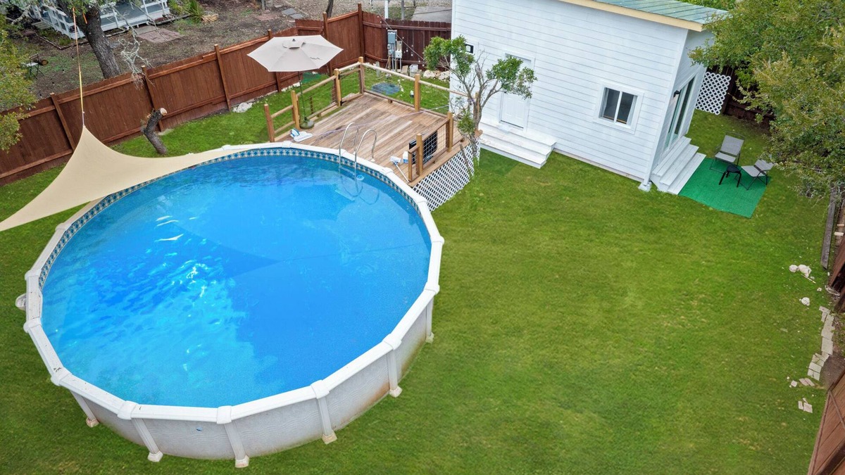 Apache Shores Cabin | The Tiny Oasis: Luxe Stay with Deck & Private Pool