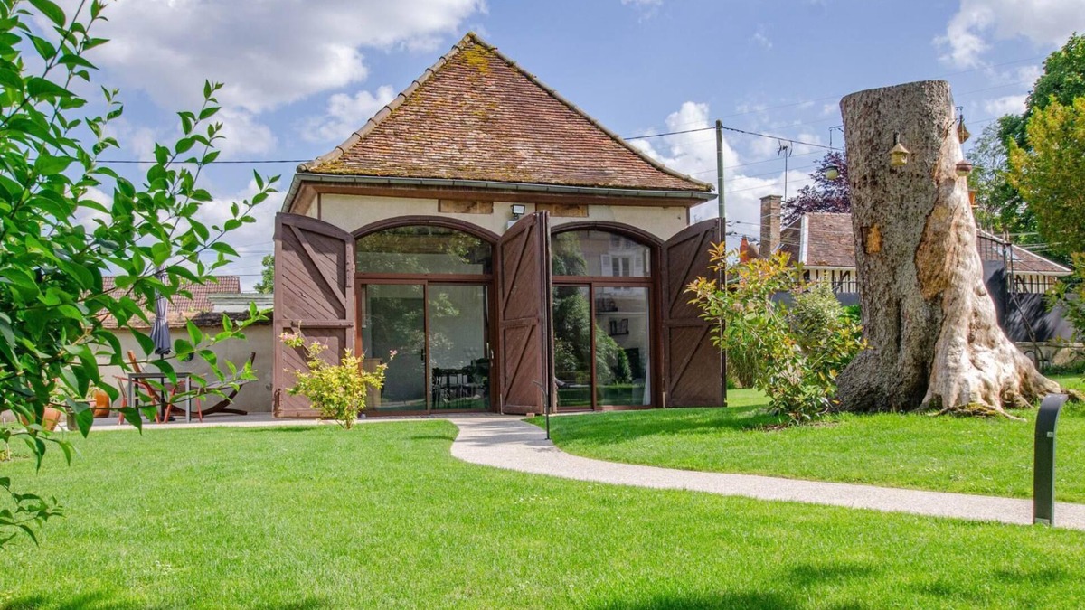 Dosches House | The TM House - The Pyre