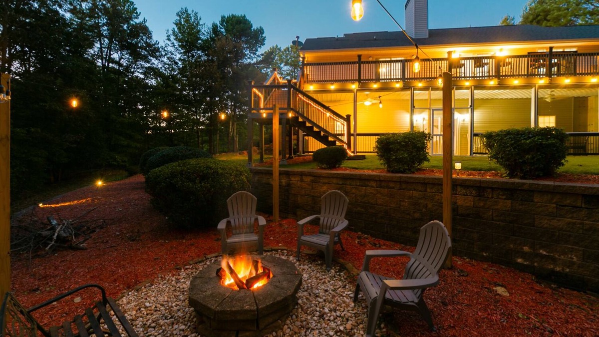 Helen House | The Toasty Marshmallow - Family Getaway Cabin Near Downtown Helen
