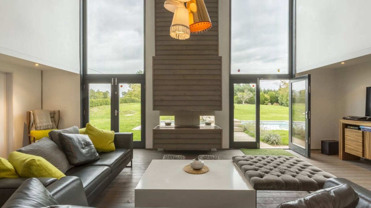 Capdrot Resort | The Tobacco Barn - Four Bedroom Resort, Sleeps 10