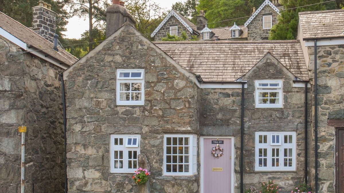 Dolgellau Cottage | The Toll House