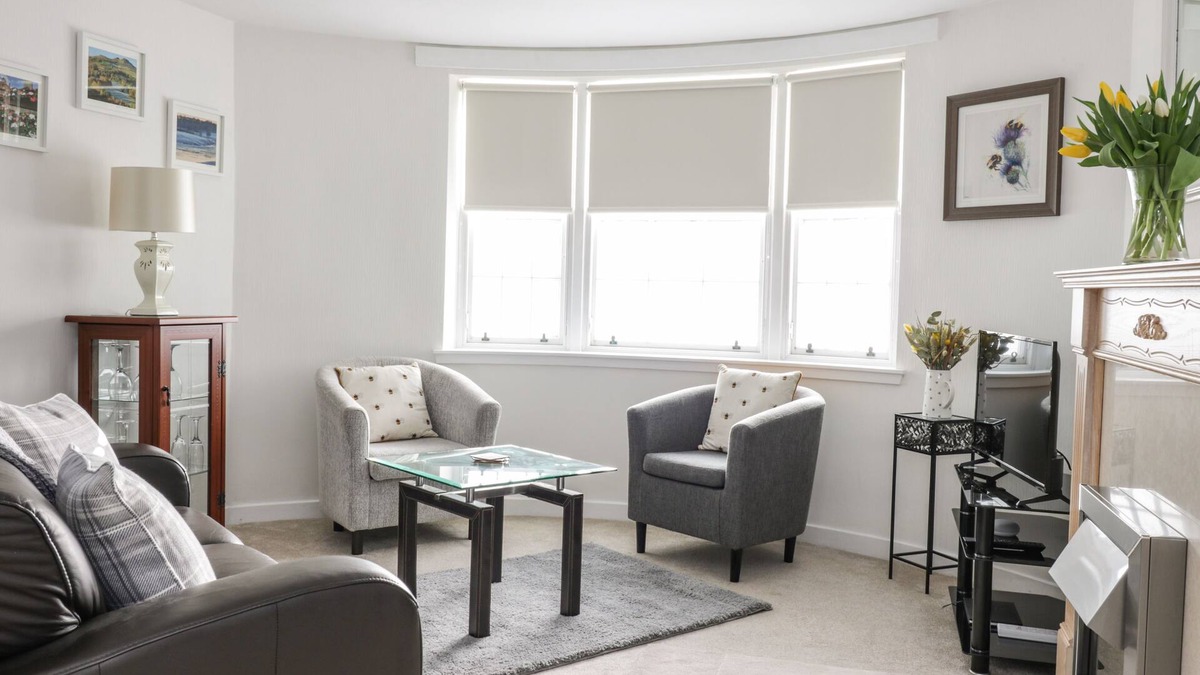 Melrose House | THE TOLL HOUSE, pet friendly, character holiday cottage in Melrose