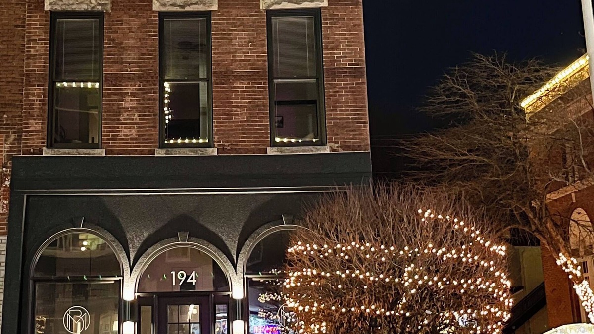 Versailles Apartment | The Top Shelf on the Bourbon Trail in Historical Downtown Versailles