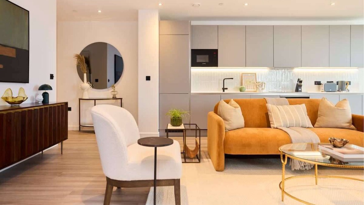 Tottenham Green Apartment | The Tottenham Classic - 2BDR Flat with Balcony