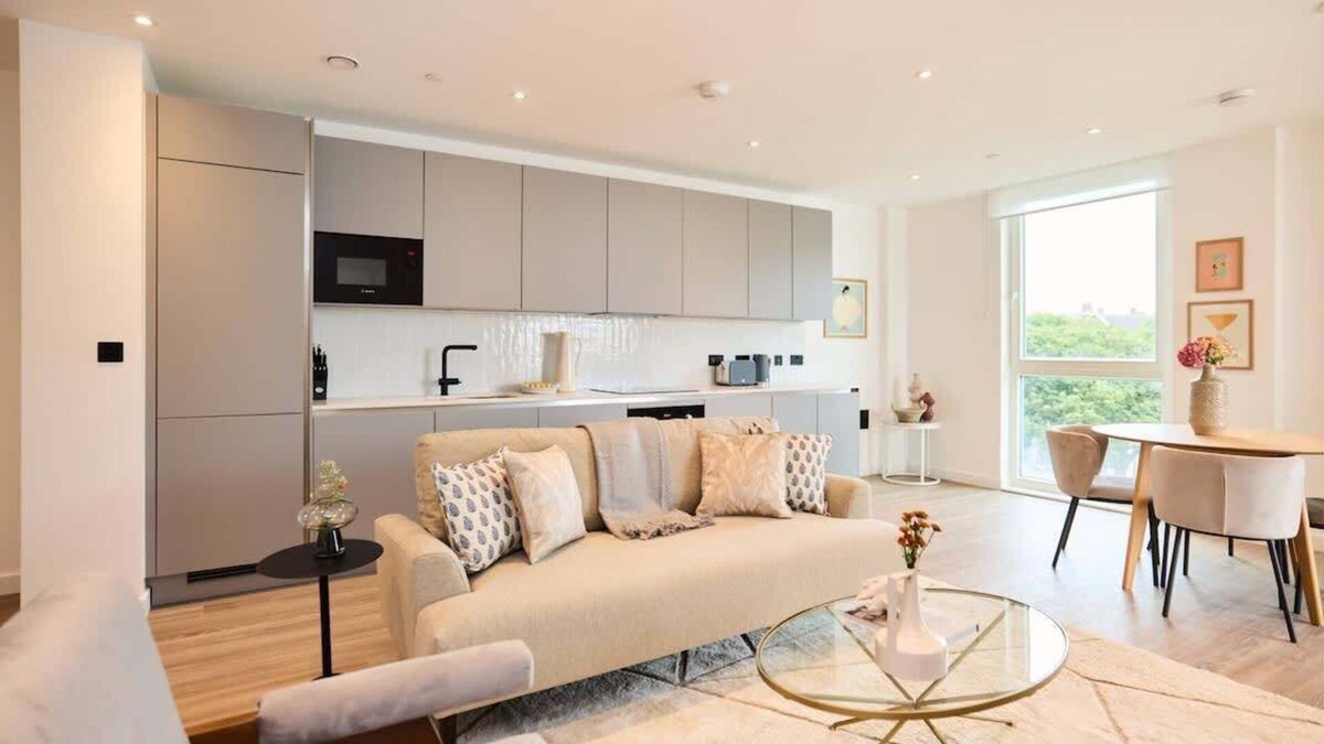 Tottenham Green Apartment | The Tottenham Escape - 2BDR flat with Balcony