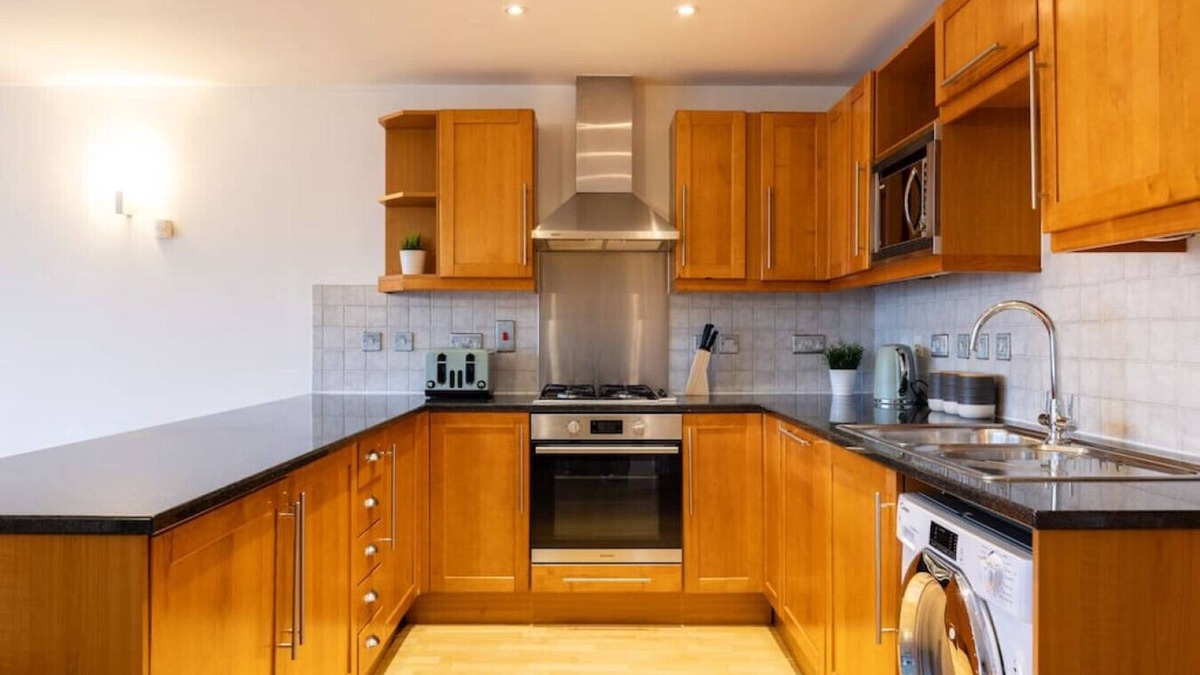 South Acton Apartment | The Tower Bridge Apartments