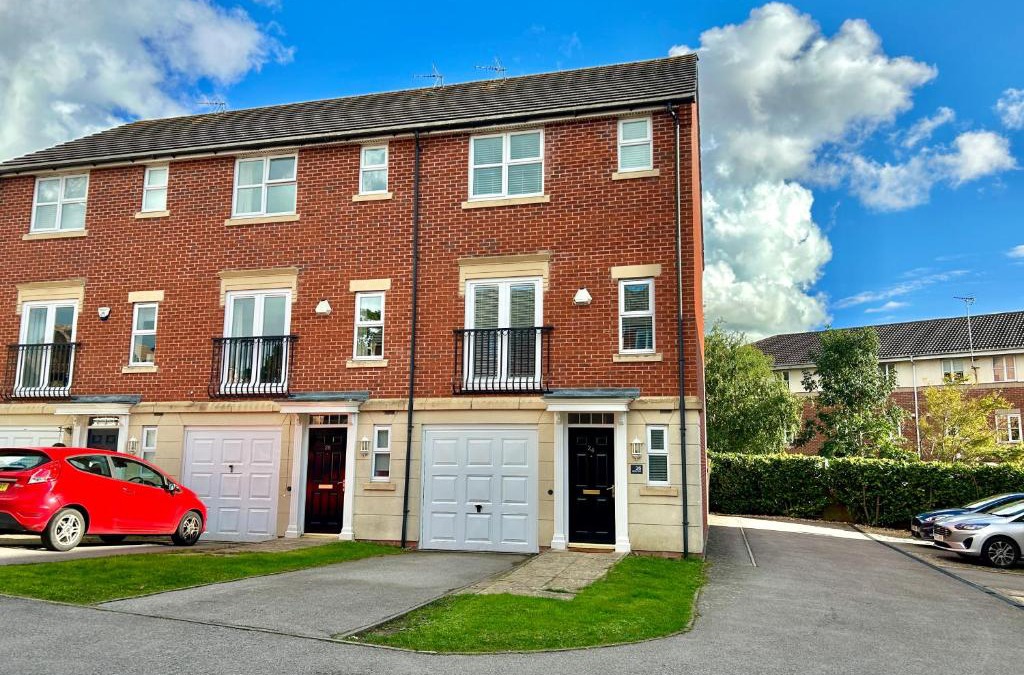 Market Harborough House | The Town House, whole house suitable for contractors and families