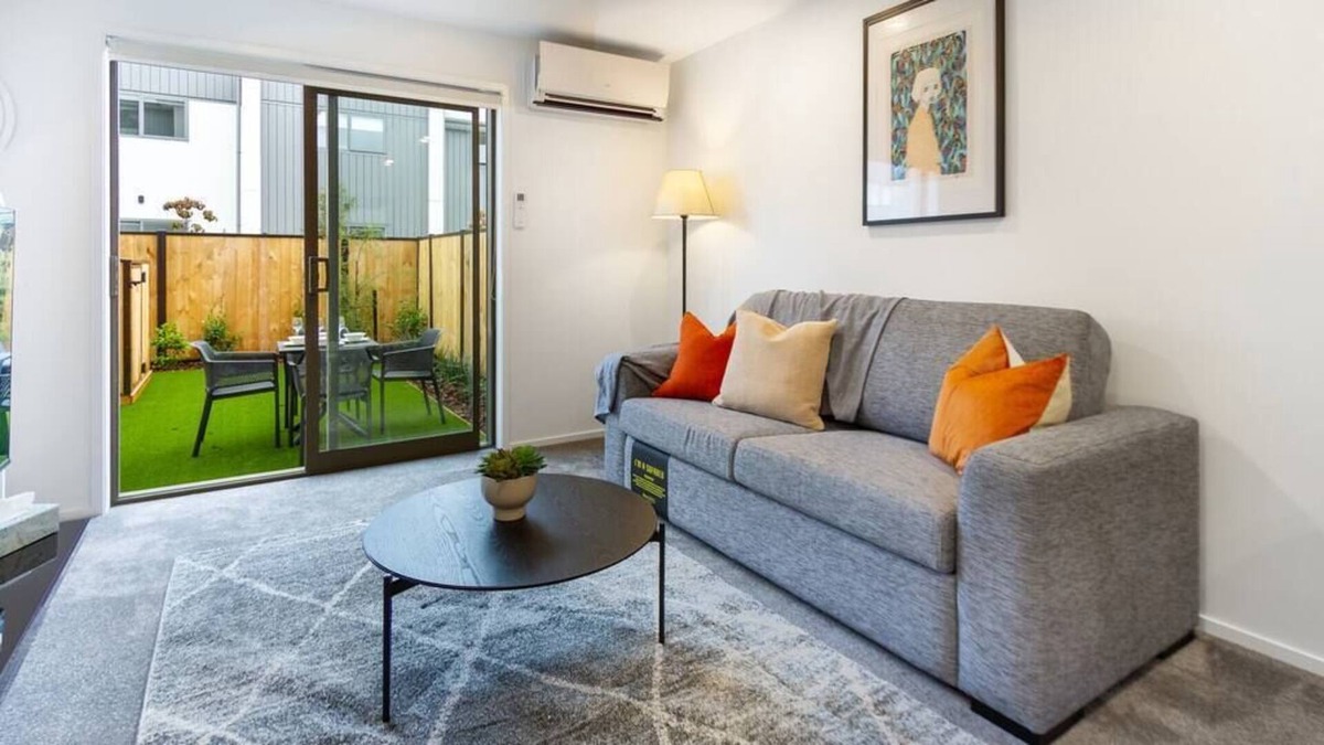 Upper Riccarton House | The Tranquil Terrace - Zen Zone 2 bed 2 bath