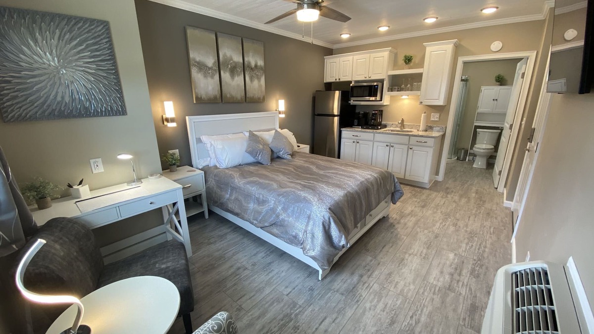 Wilmington Apartment | The Tranquility- 2.8 Miles to WEC