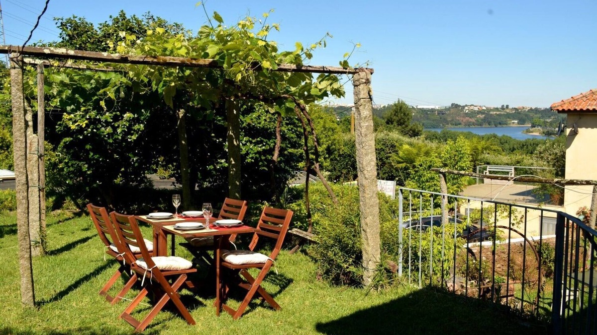 Avintes House | The tranquility of the countryside 15 minutes from the city of Porto