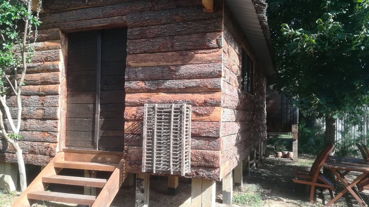 Manciet House | the trapper's cabin