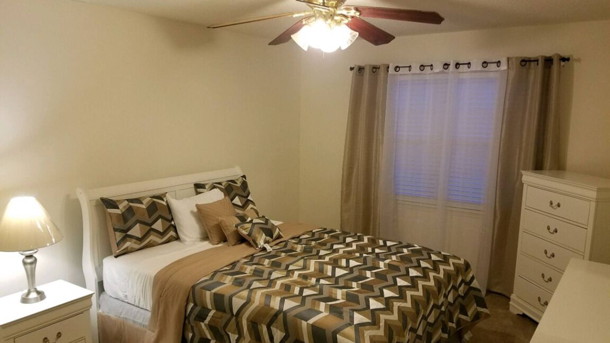 Greensboro Condo | The Triad II-Spacious 2BR Condo-Newly remodeled! Great Location!