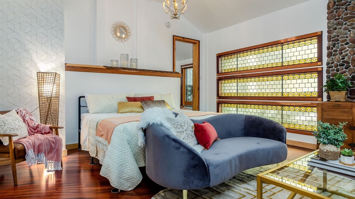 Ithaca Cottage | The Triple Suite: Park 119, Parlour, and Balloon Suites - sleeps up to 10 people