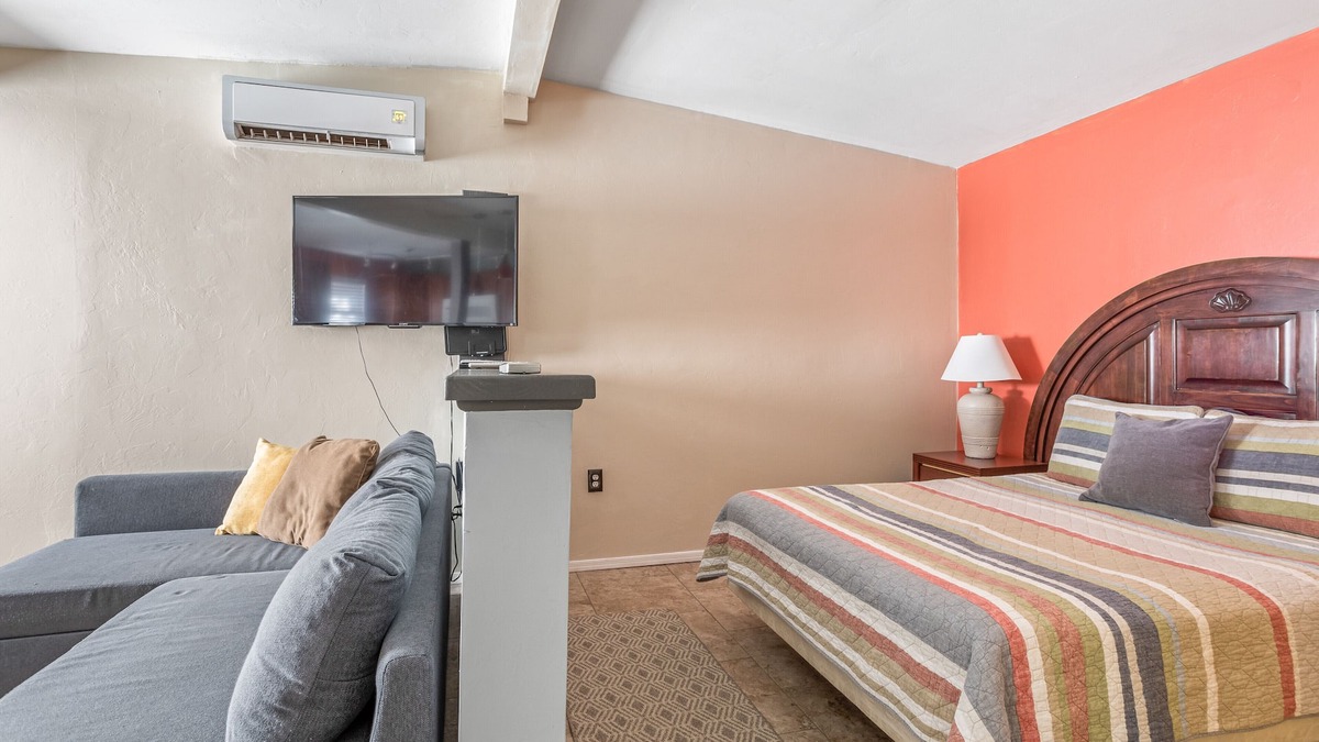 Peter Howell House | The Tucsonan Style Casita