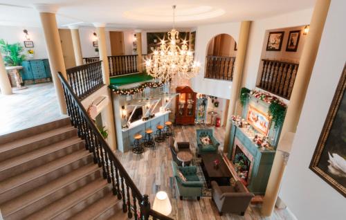 Taman Istana House | The Tudor
