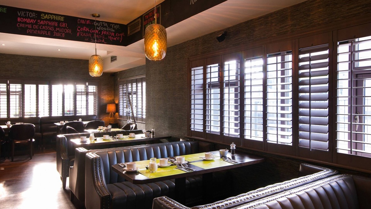 Barna Hotel | The Twelve Hotel