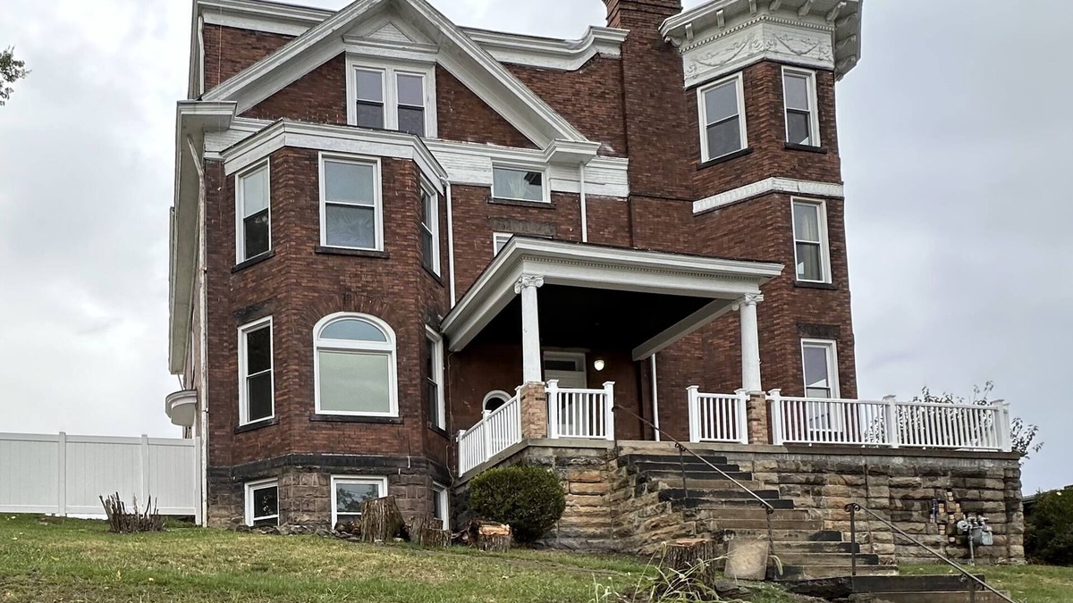 Pittsburgh House | The Ultimate & Unforgettable Massive & Majestic Pittsburgh Mansion Experience!