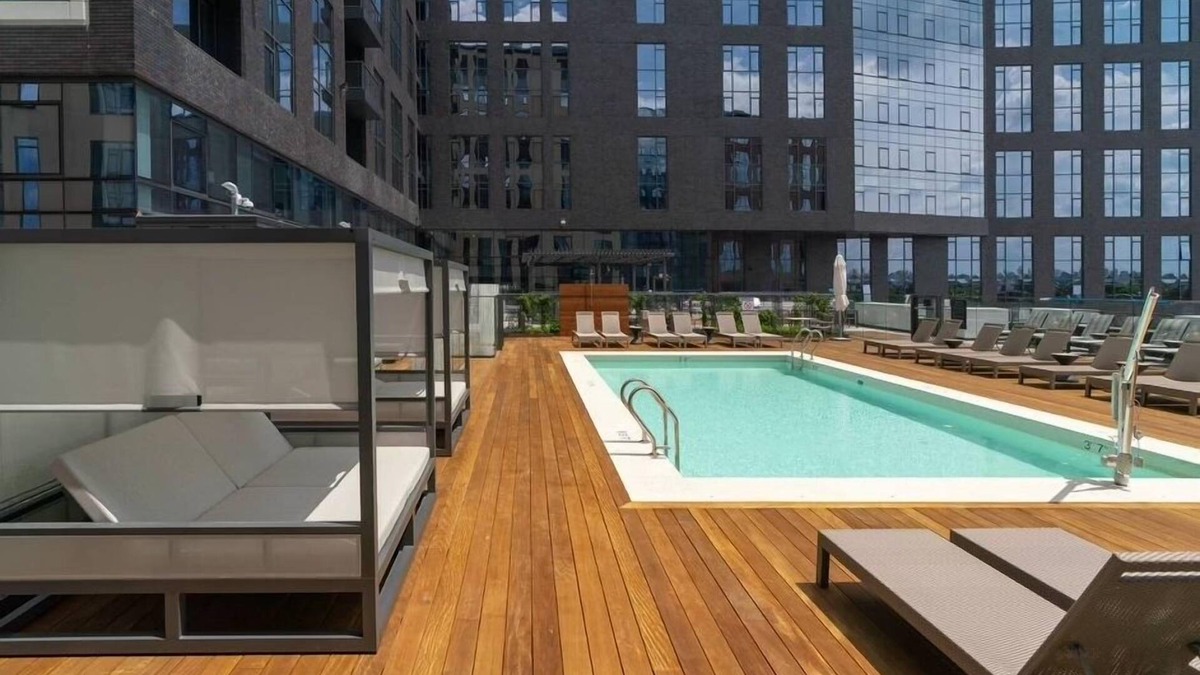 East Cambridge Apartment | The ultimate urban escape