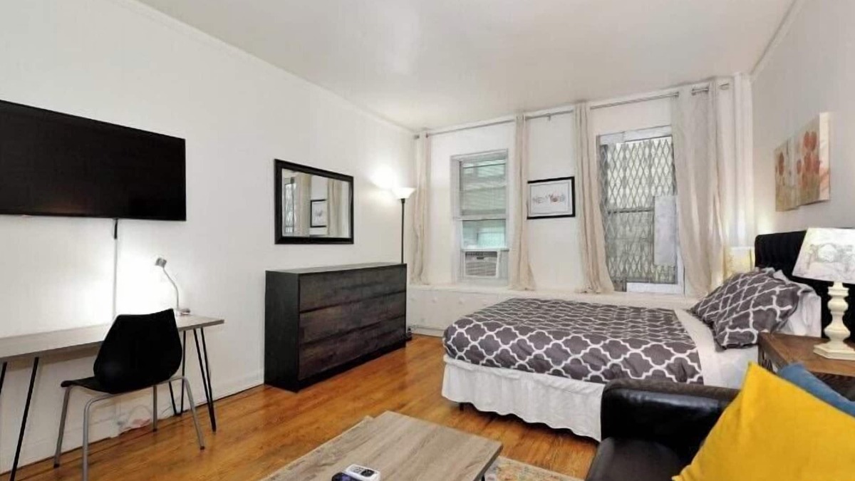Turtle Bay Apartment | The United Flat IV Vibe 8607