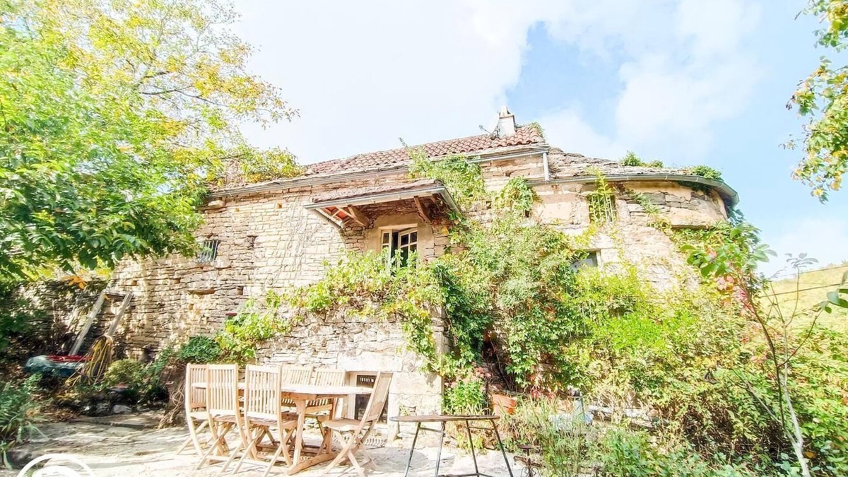 Calvignac House | The unusual tower gîte
