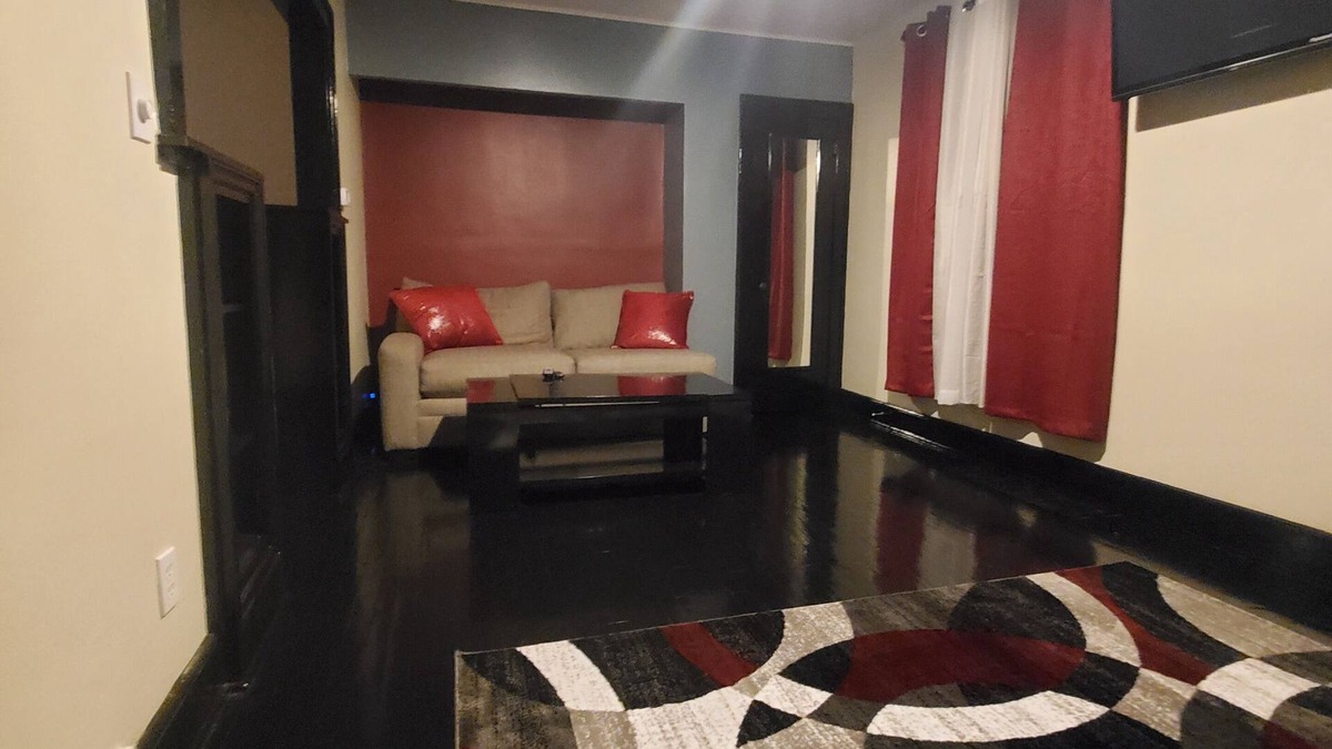 Garfield Heights House | The Urban experience