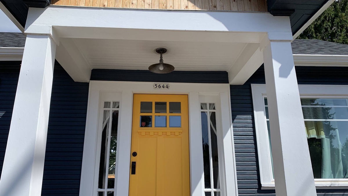 Overlook House | The Urban Fern - Walk to Shops/MAX/Food!