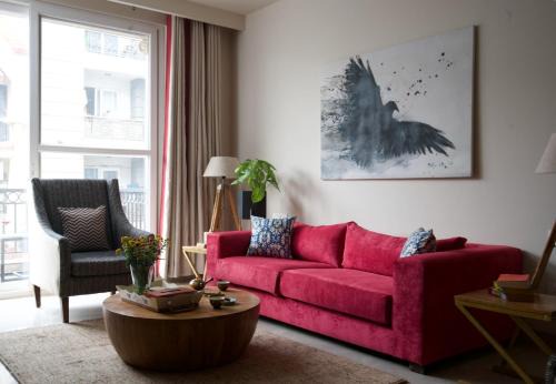 Green Park Apartment | The Urban Perch 3bhk Apartment with lift in South Delhi closest to India gate