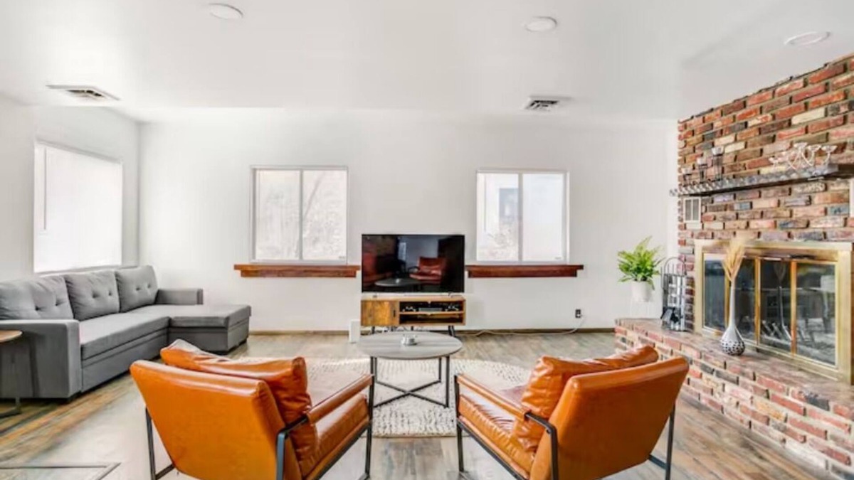 Occoquan House | The McKenzie Estate - Old Town Occoquan